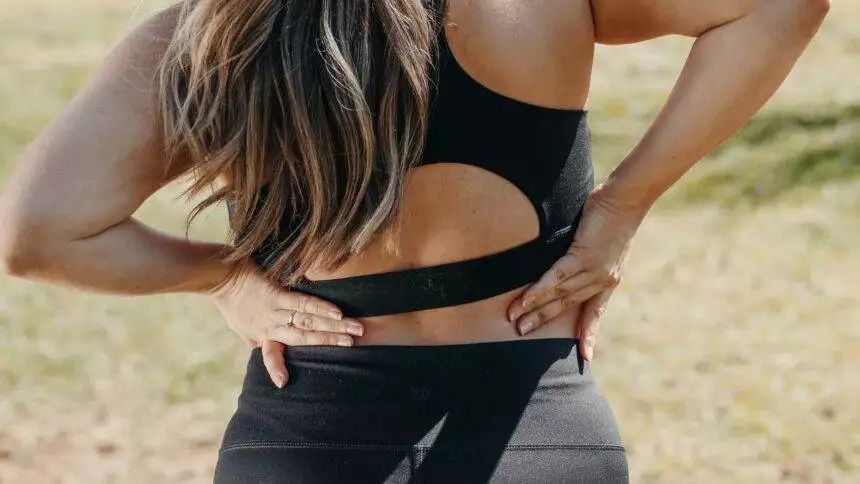how do chiropractors know where to adjust