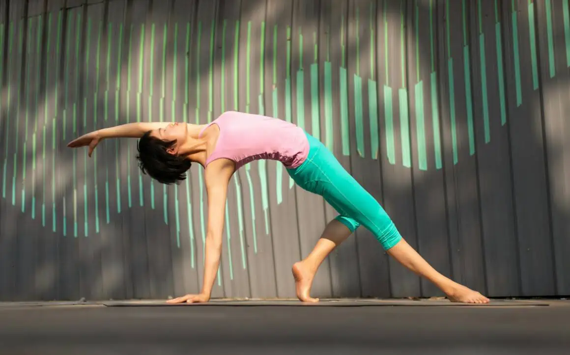 The Ultimate Guide to Mastering the Half-Moon Pose 7 Half moon pose in yoga