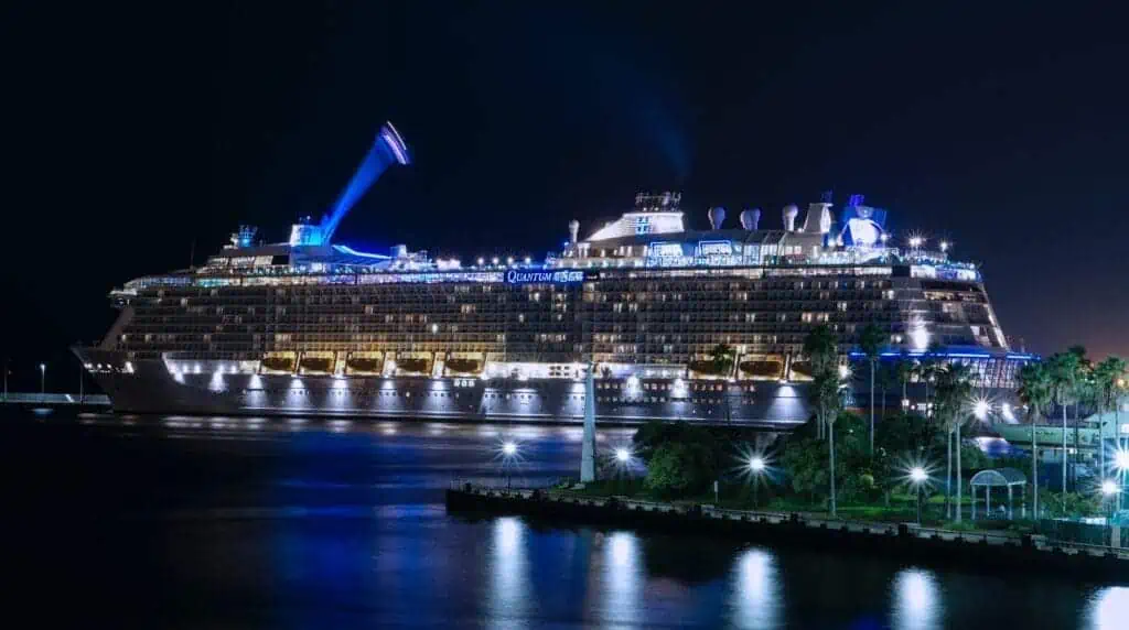 How Long Does It Take to Build a Cruise Ship? 4 a cruise ship shining as a star