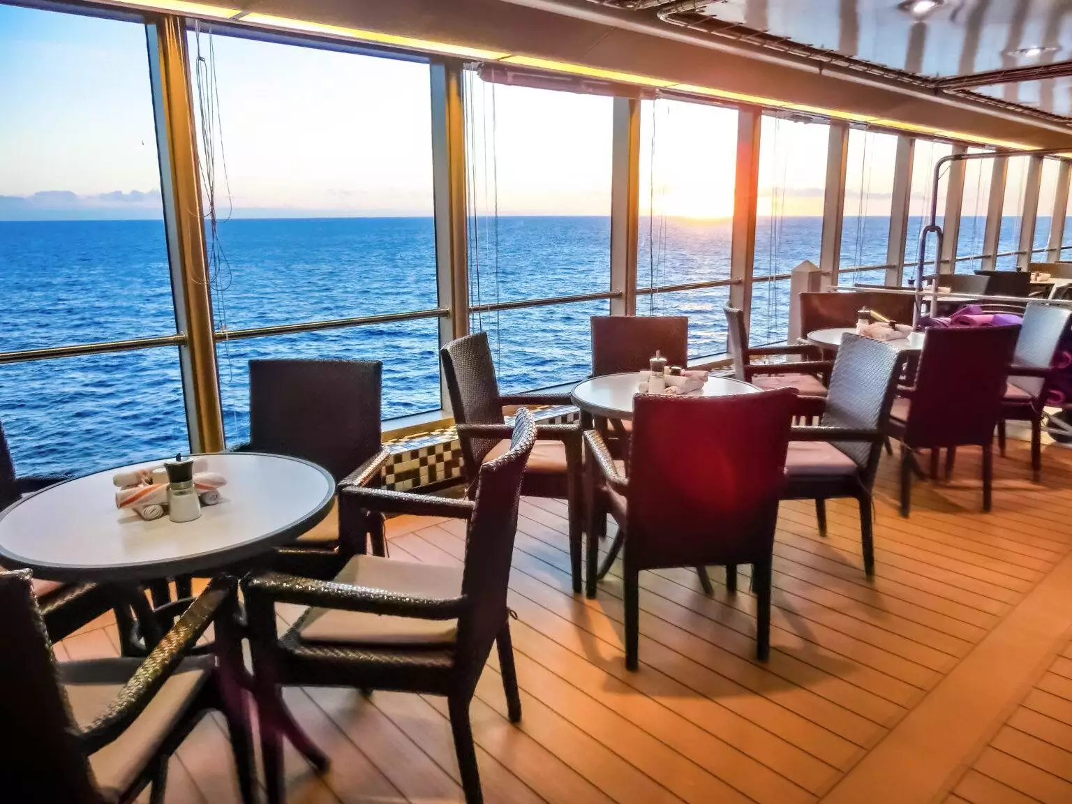A Luscious Buffet Awaits at Boston's Signature Dinner Cruise