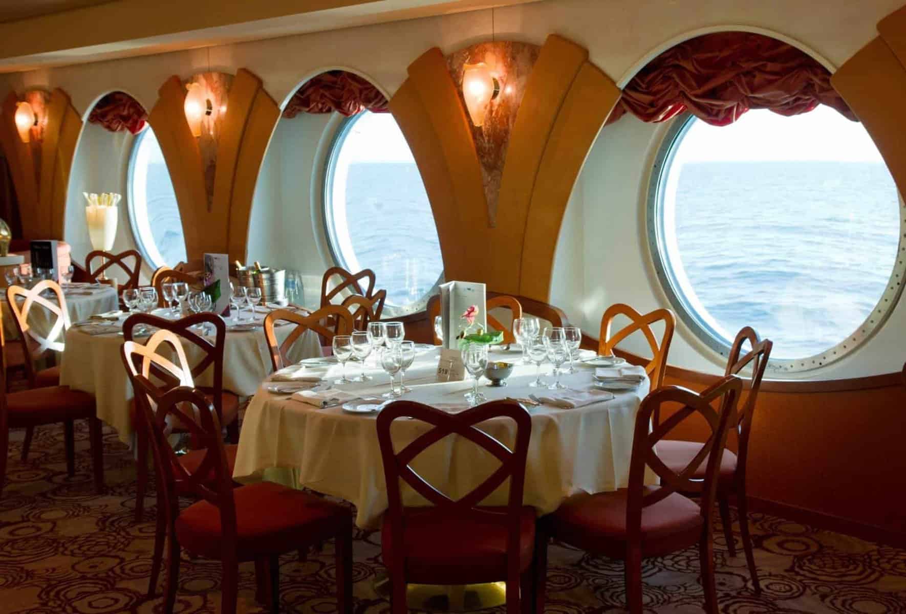 Home Icy 45 A Delightful Premier Dinner Cruise Awaits in Washington DC!