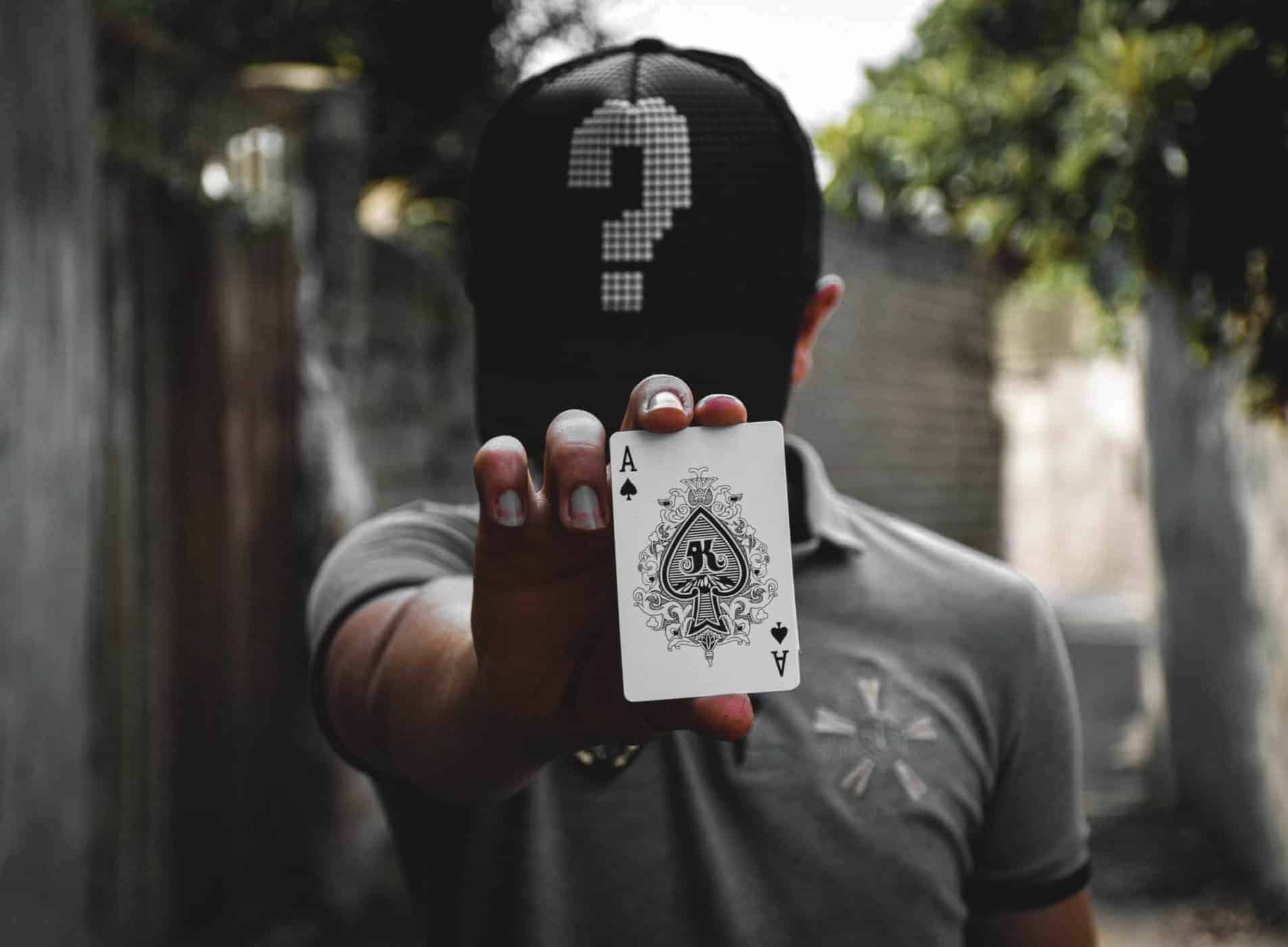 A Unique Comedy Magic Walking Tour Awaits in Philadelphia!