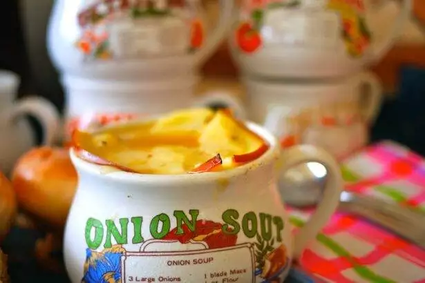 What to eat with French Onion Soup