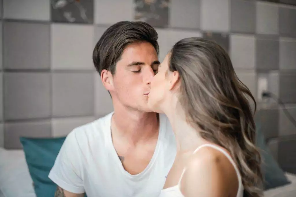 From Plate to Pleasure: Tailoring Your Diet for a Safe and Satisfying Anal Encounter 2