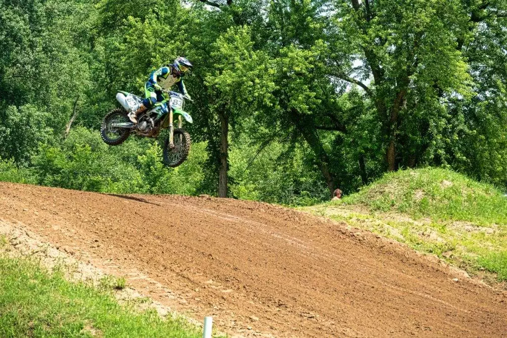 how to build a berm 
