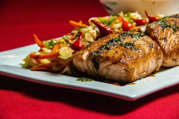 What to Eat with Salmon Patties