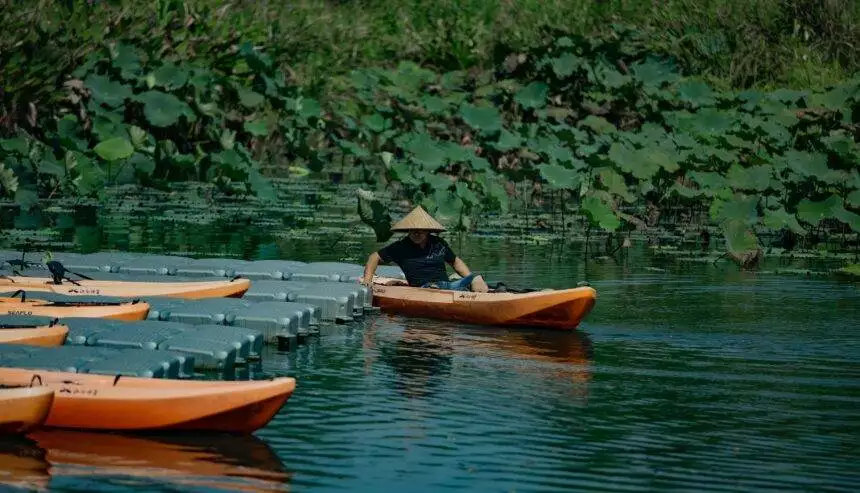 Paddle-Ready: A Comprehensive Guide to Crafting Your Own Kayak Launch 1 how to build a homemade kayak launch