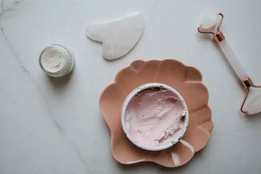 Holiday Skincare Wishlist: The Best of The Best 1 close up shot of a gua sha