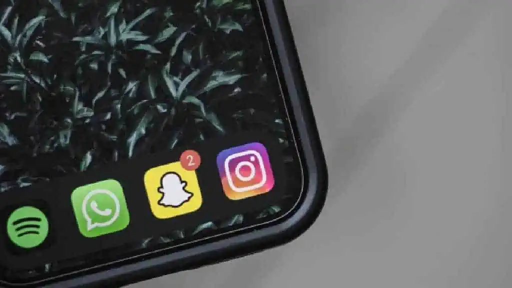 how to know if someone has snapchat plus