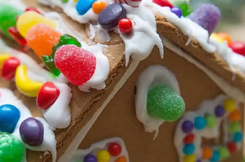 Unveiling the Significance of 12 Popular Christmas Symbols 11 Gingerbread House