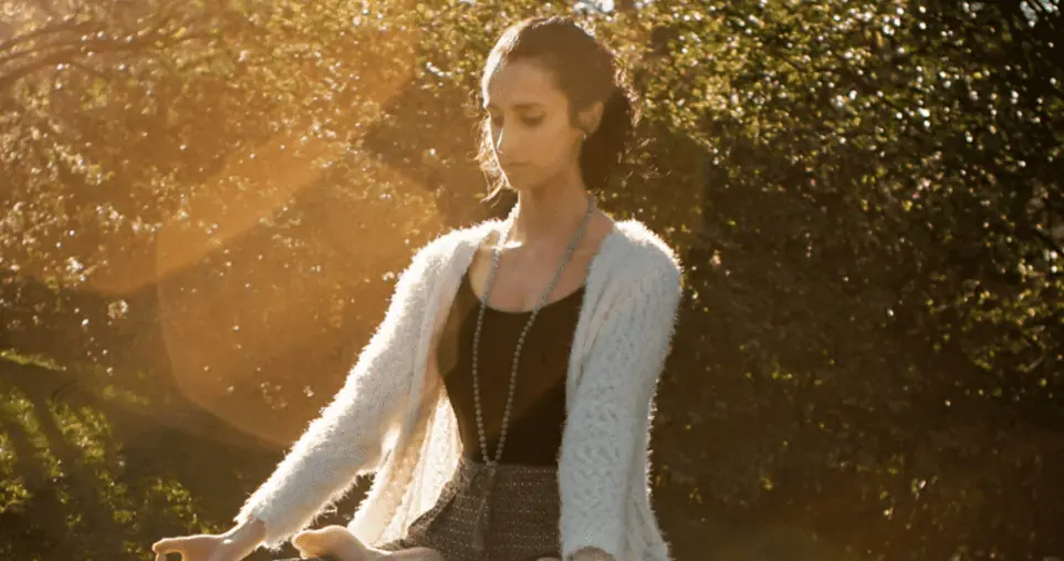 Understanding Light Beings: A Journey Towards Spiritual Enlightenment 3 meditation light beings
