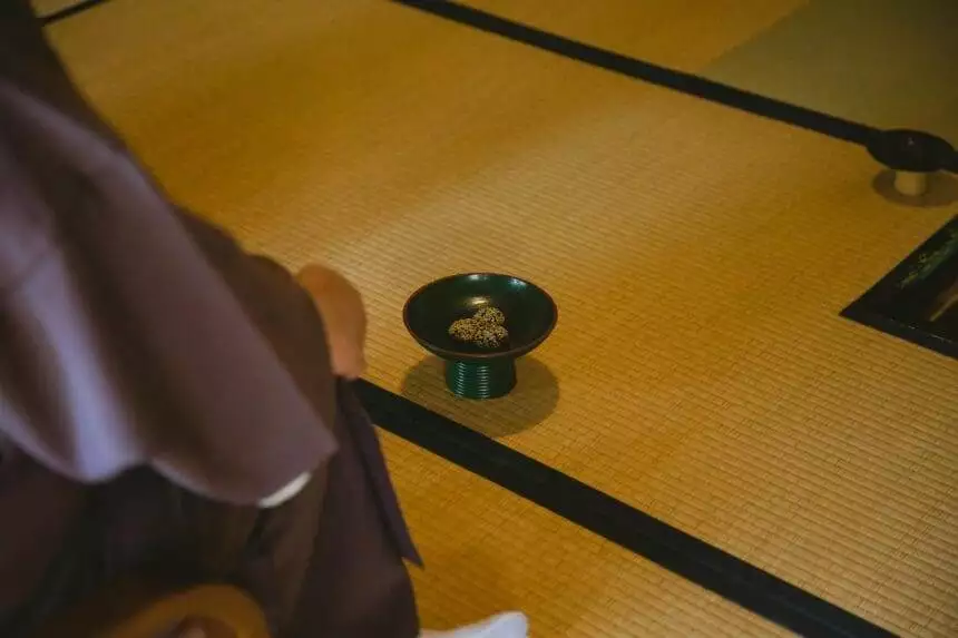Ichi go Meaning: The Japanese Proverb that Teaches Us to Treasure Every Encounter 1 Tea ceremony