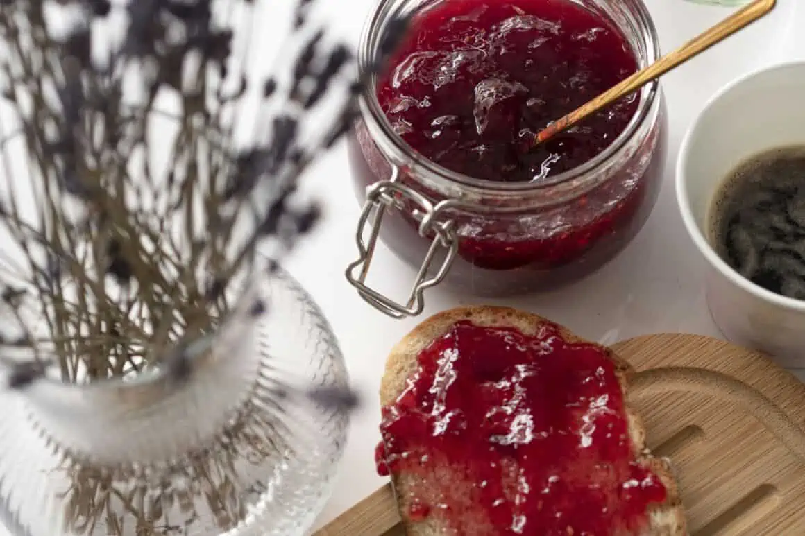 Is Jelly a Condiment? The Sweet Side of Seasoning 5 Is Jelly a Condiment? The Sweet Side of Seasoning 4