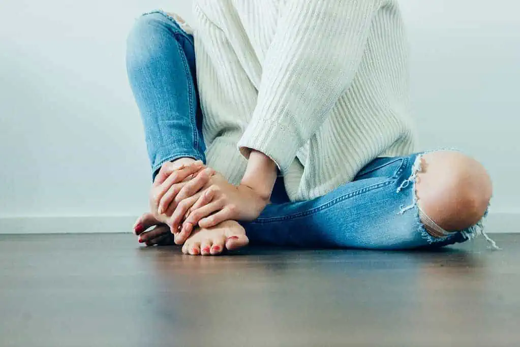Left Ankle Pain Spiritual Meaning: Hidden Message Behind It 3 left ankle pain spiritual meaning