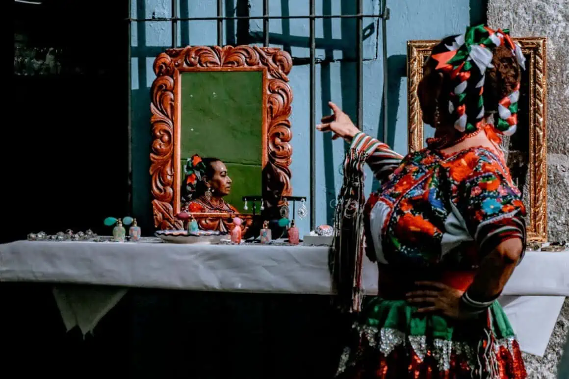 How Do You know if a Mirror is Two-Way