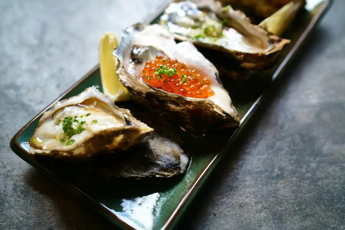 What Can You Eat With Oysters? Tasty Combinations to Savour 4 What to eat with Oysters