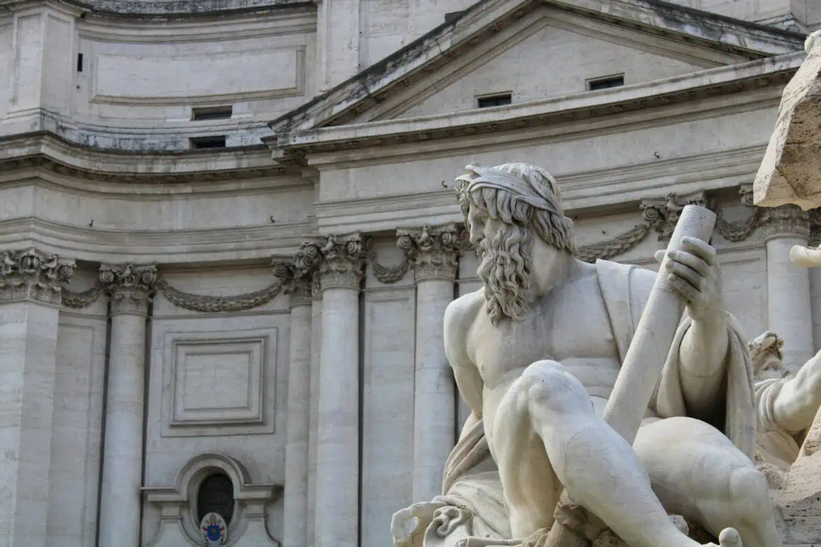 statue of zeus
