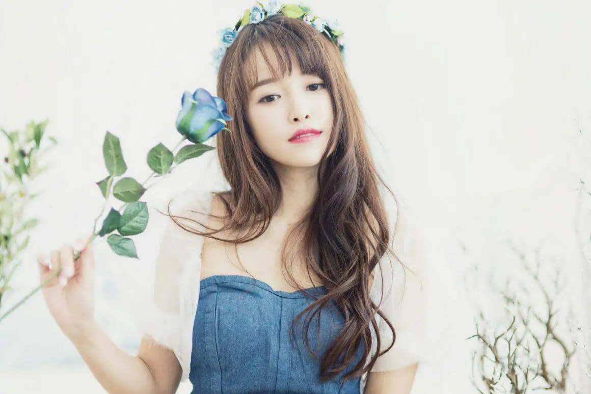 Crescent Bangs