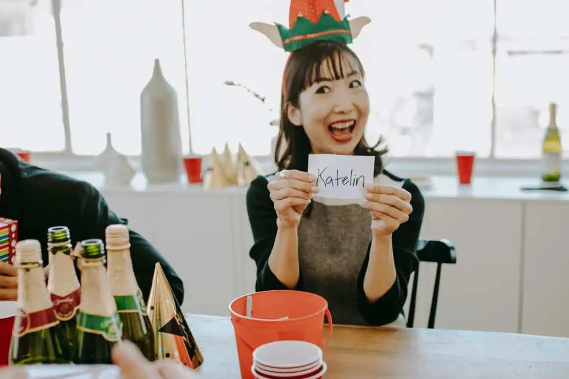 21 Ways To Enjoy a Minimalist Christmas This Year 10 21 Ways To Enjoy a Minimalist Christmas This Year 6