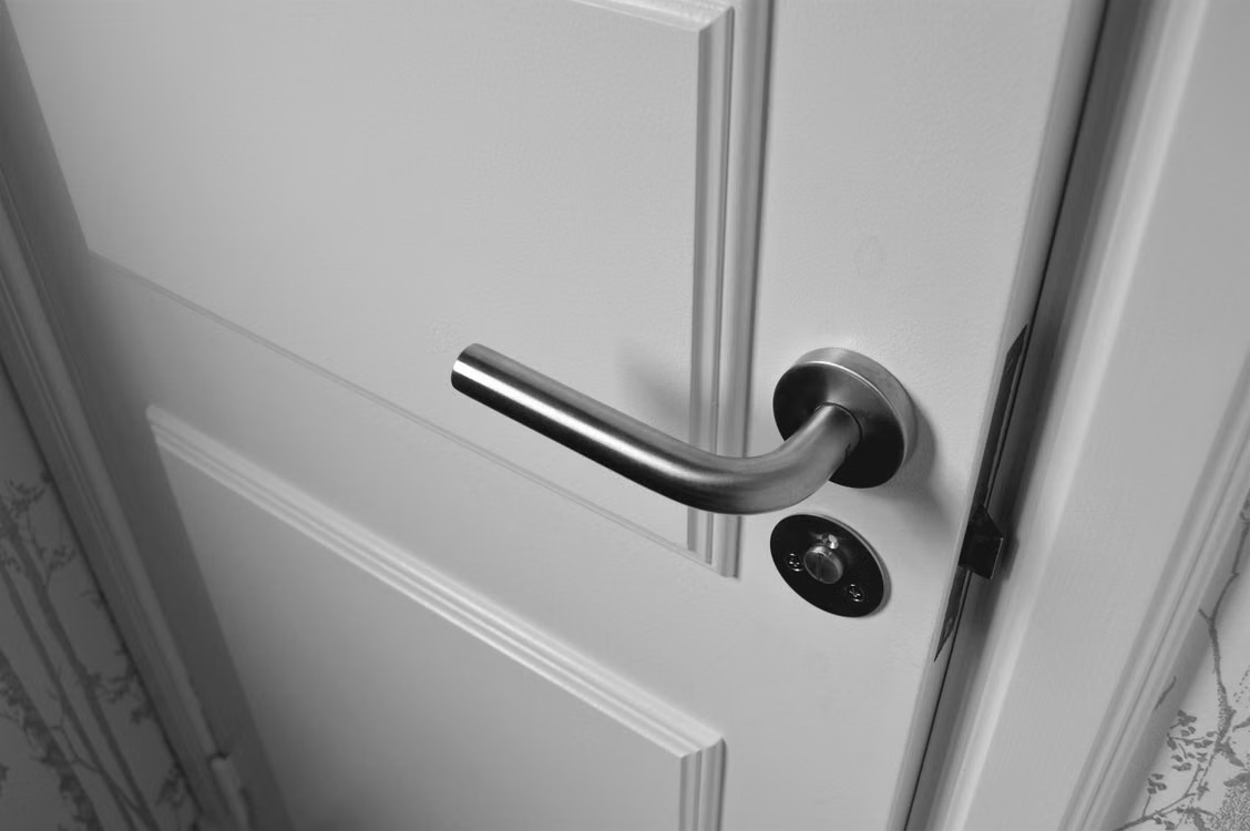 The Best Materials For Upgrading Your Door Handles 2